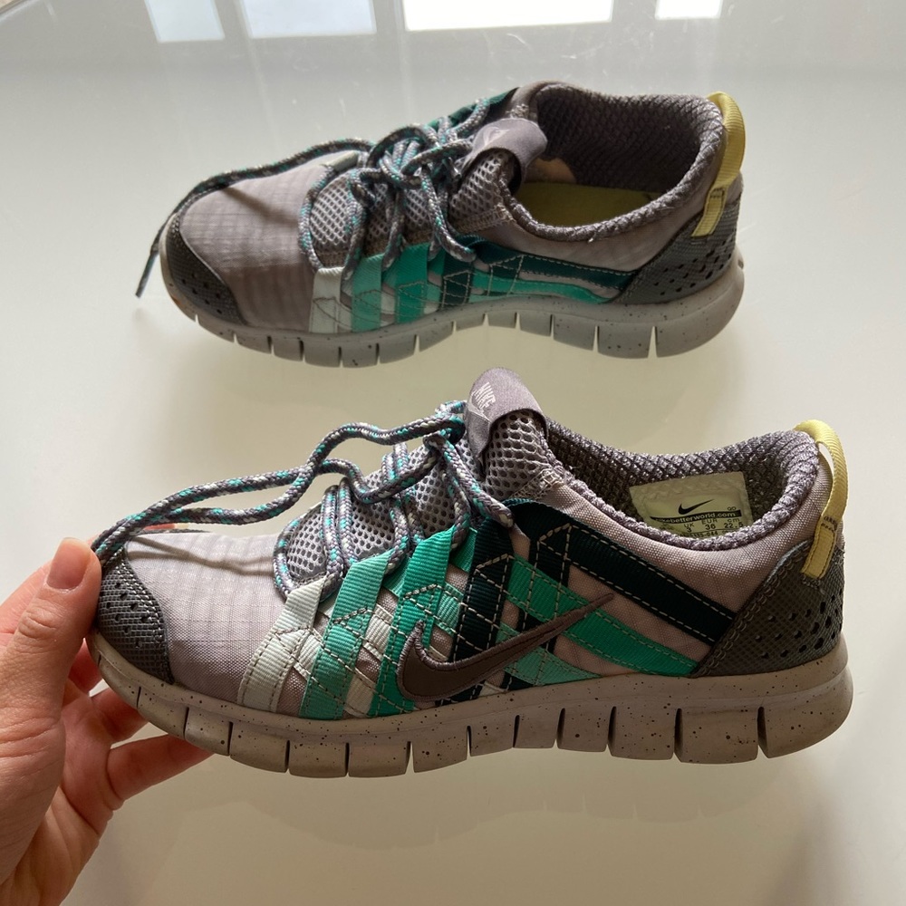 Women’s Nike free limited edition